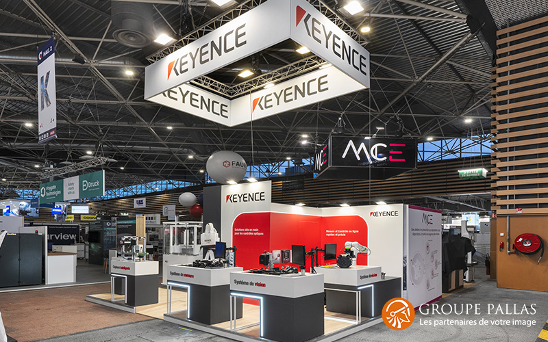 Stand design sur mesure 48m² Keyence VM Global Industrie 2025