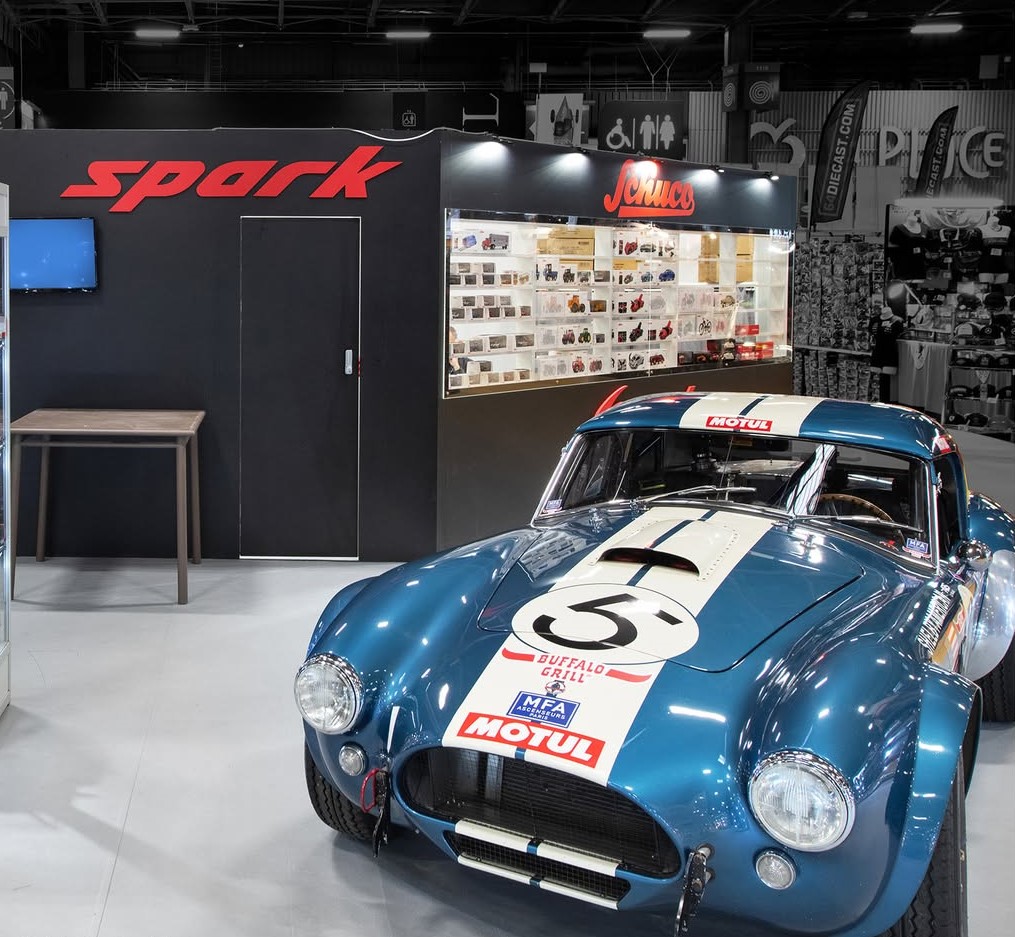 Stand d'exposition sur mesure Paris, Porte de Versailles, Rétromobile