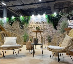 Stand maison et objet