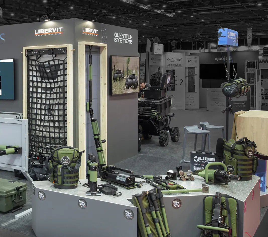 Stand Libervit Defense salon industrie défense, conception et réalisation Groupe Pallas standiste Paris